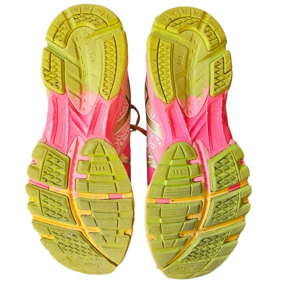 ​✨ ASICS Gel-Noosa Tri 9  Breast Cancer Awareness Edition Size 9 ✨ - Picture 2 of 8